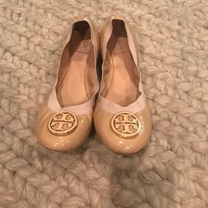 Tory Burch Flats - Nude Patent Leather